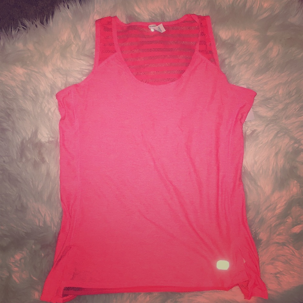 workout tank